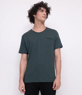 Camiseta Básica com Bolso 