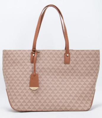 Bolsa Shopper com Estampa de Triângulos 