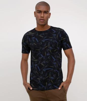 Camiseta Slim com Estampa Floral