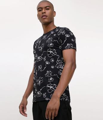 Camiseta Slim com Estampa Floral