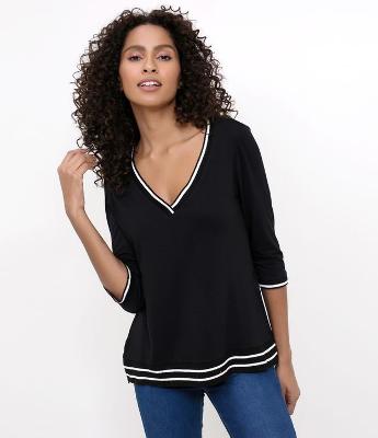 Blusa Lisa com Barra Listrada