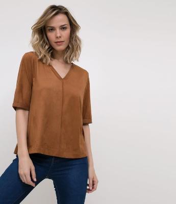 Blusa Lisa em Suede