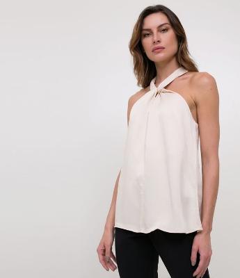 Blusa com Textura e Nó no Decote 