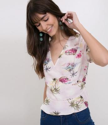 Blusa Floral com Babados na Barra 