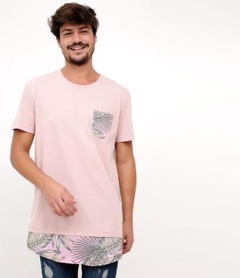 Camiseta com Estampa e Bolso