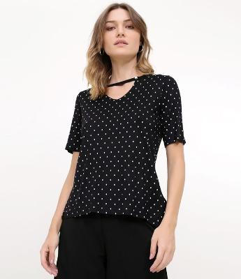 Blusa Poá Mini com Detalhe no Decote