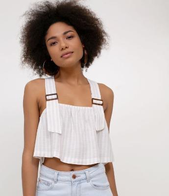 Regata Cropped Listrada com Fivela na Alça 