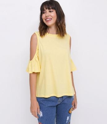 Blusa com Babados nos Ombros