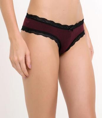 Calcinha Biquíni com Detalhe em Renda 