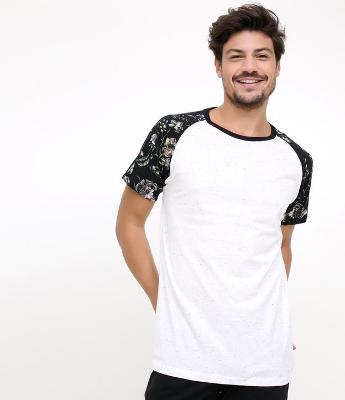 Camiseta Raglan com Estampa