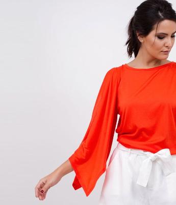 Blusa com Manga Ampla