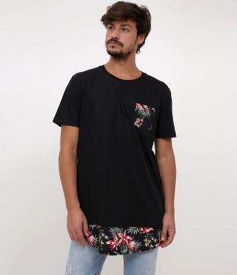 Camiseta com Bolso Estampado