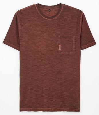 Camiseta com Bolso