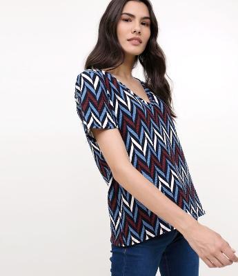 Blusa Estampada Gola V