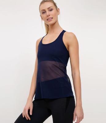Regata Esportiva em Tule com Top