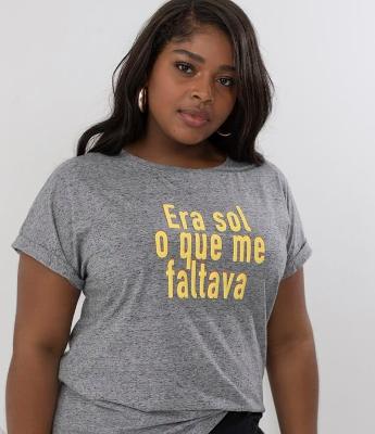 Blusa com Estampa Era o Sol que Me Faltava Curve & Plus Size