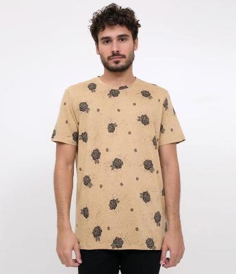 Camiseta Estampa com Rosas