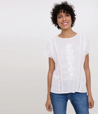 Blusa com Bordado Branca 