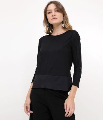 Blusa com Detalhe Ilhós 