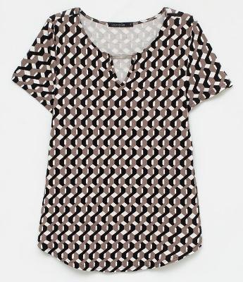 Blusa com Estampa Geométrica