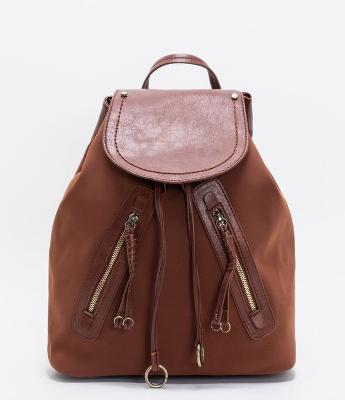 Mochila com Tampa Whisky